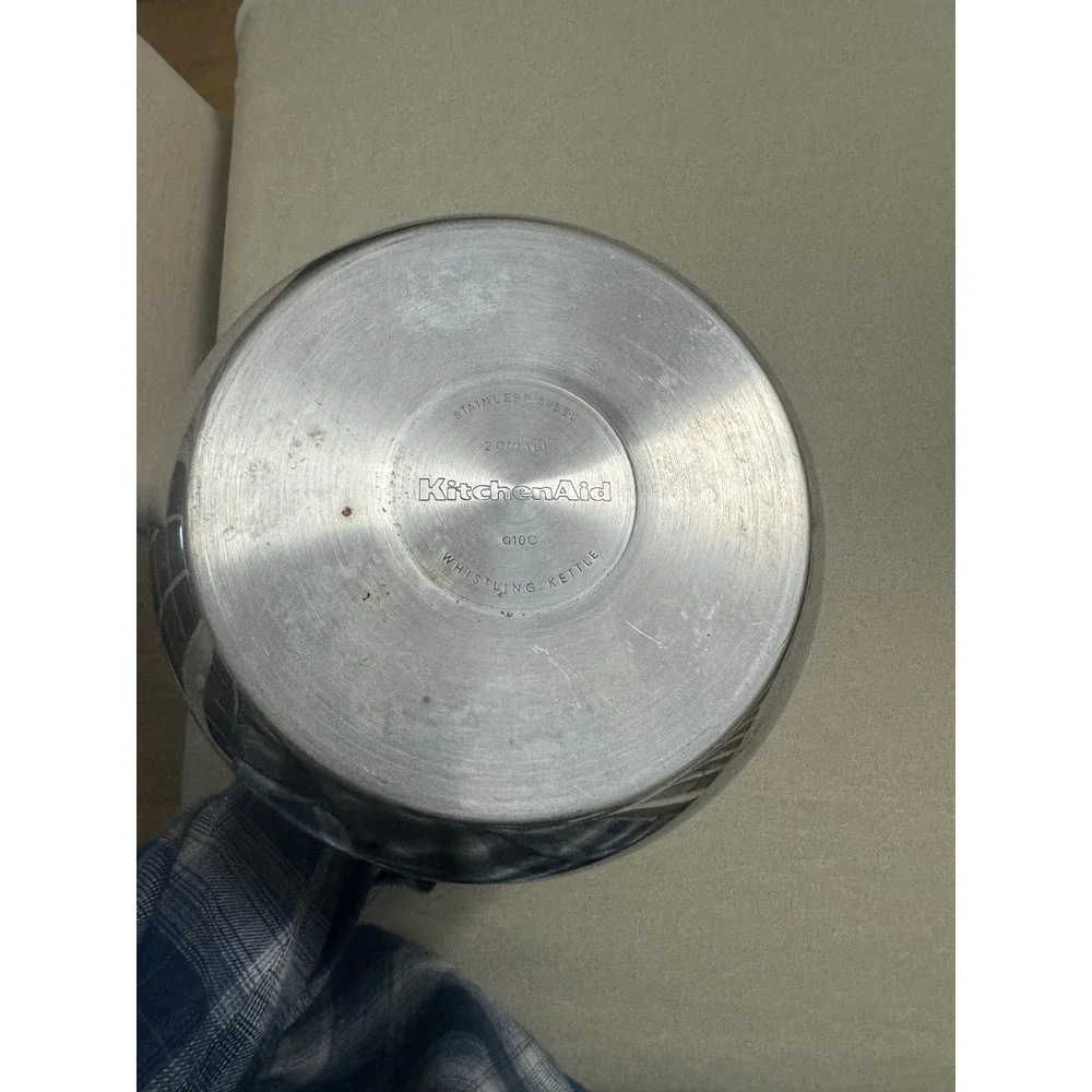 KitchenAid Stainless Steel Whistling Kettle 2 Quart 1.9L Black Handle‎